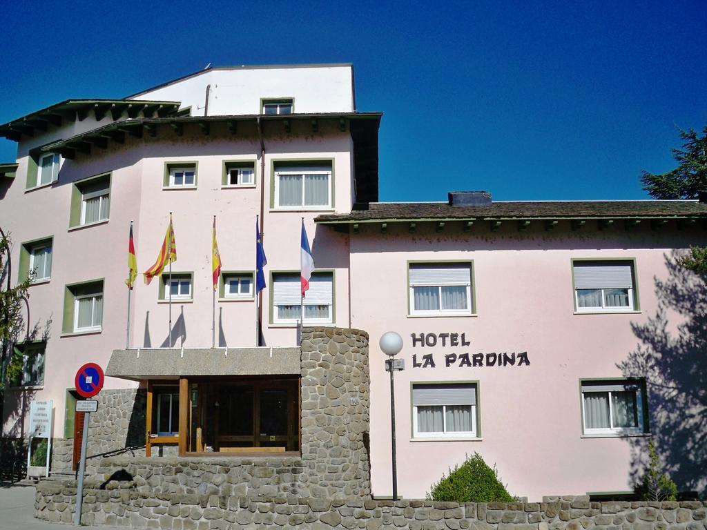 Hotel La Pardina Sabiñánigo Екстериор снимка